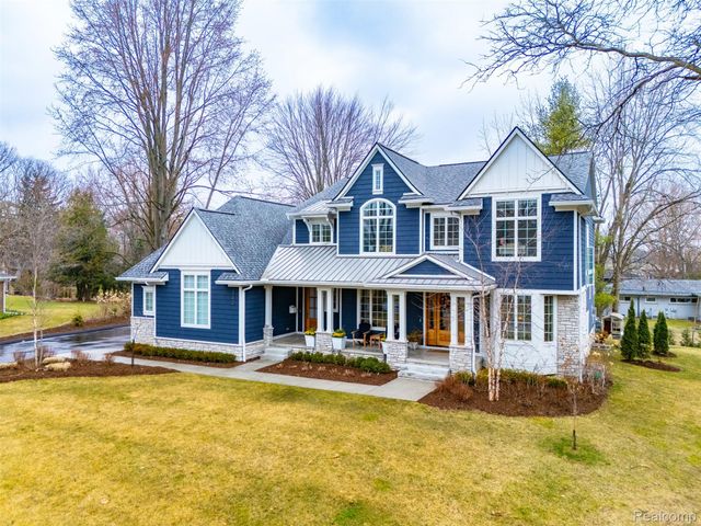 345 Dalebrook Lane, Bloomfield Hills, MI 48301