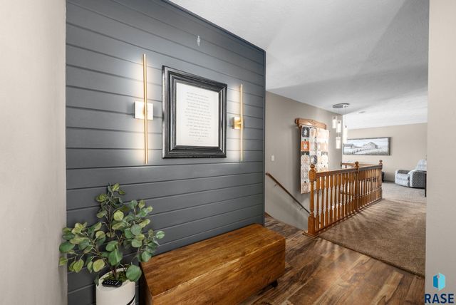 6812 W Hathaway Ln Lane, Sioux Falls, SD 57106