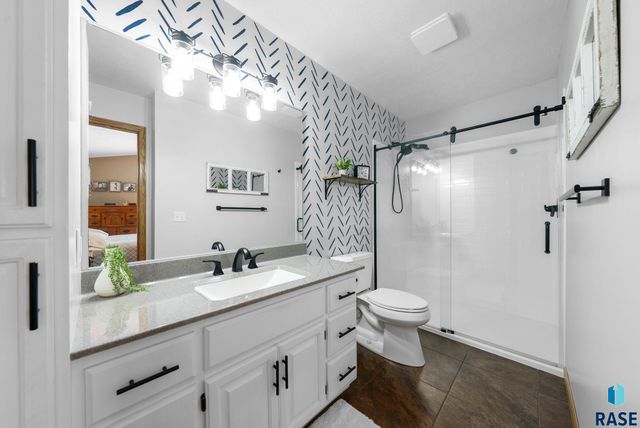 6812 W Hathaway Ln Lane, Sioux Falls, SD 57106