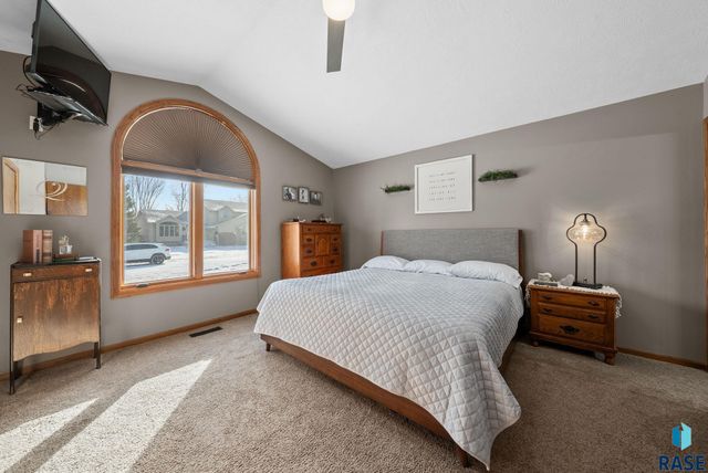 6812 W Hathaway Ln Lane, Sioux Falls, SD 57106