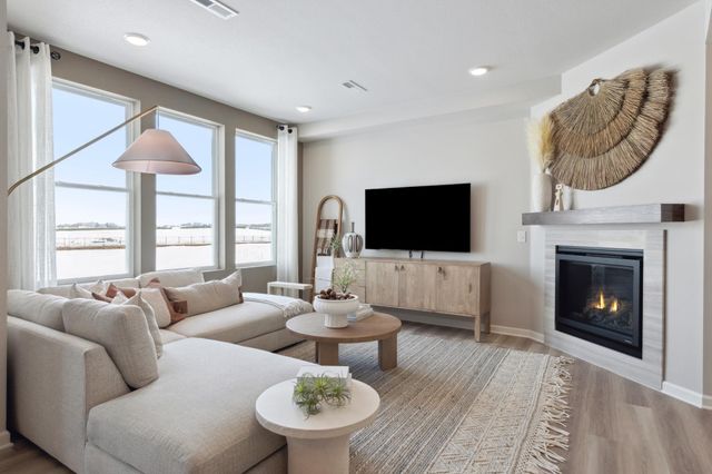 4744 AirLake Curve, Woodbury, MN 55129