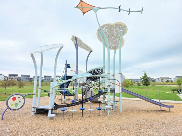 4744 AirLake Curve, Woodbury, MN 55129