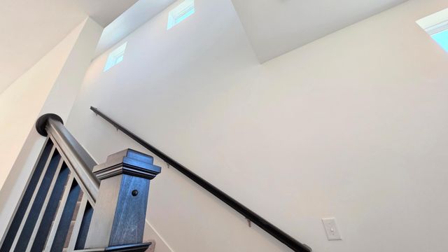 4744 AirLake Curve, Woodbury, MN 55129