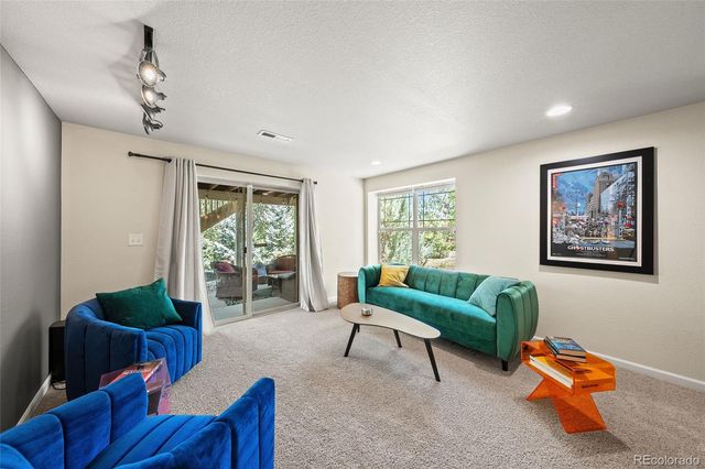 27173 E Ontario Place, Aurora, CO 80016