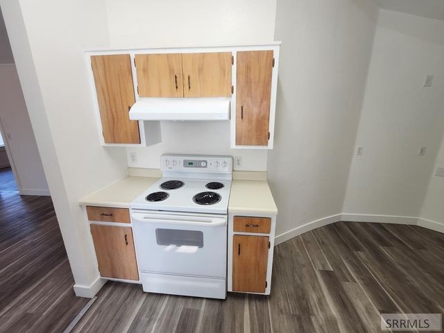 308 N 9th Avenue, Pocatello, ID 83201