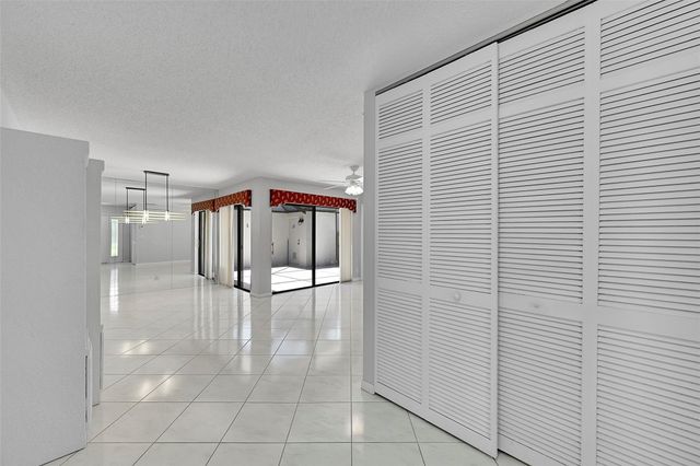 4861 NW 22nd St 4175, Coconut Creek, FL 33063