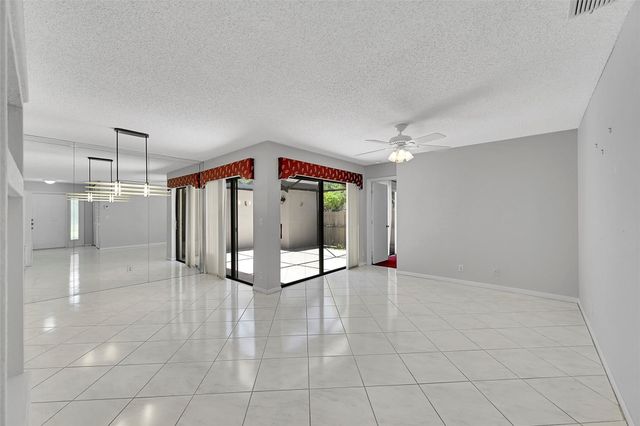4861 NW 22nd St 4175, Coconut Creek, FL 33063