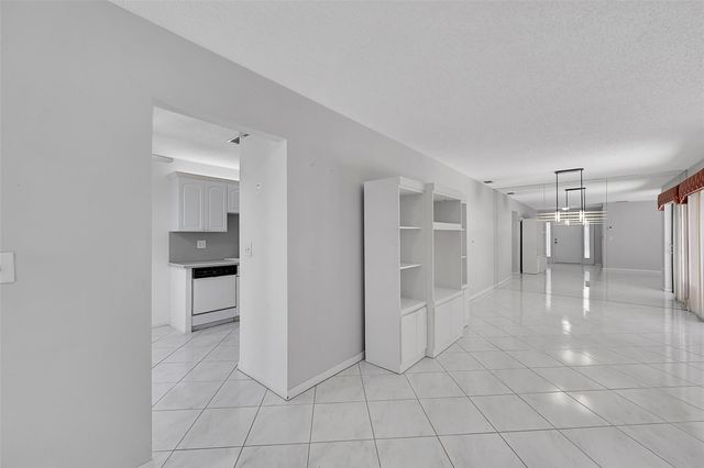 4861 NW 22nd St 4175, Coconut Creek, FL 33063