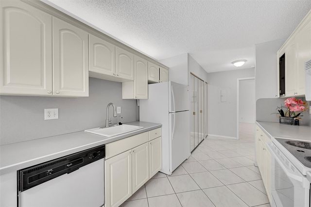 4861 NW 22nd St 4175, Coconut Creek, FL 33063