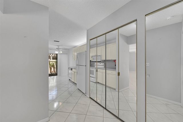 4861 NW 22nd St 4175, Coconut Creek, FL 33063