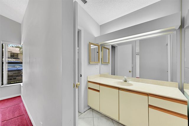 4861 NW 22nd St 4175, Coconut Creek, FL 33063
