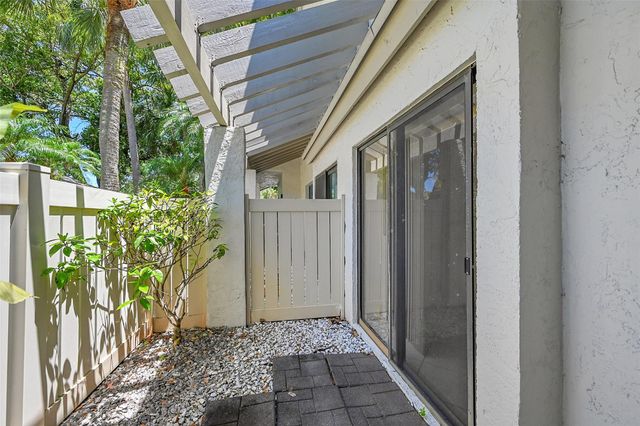 4861 NW 22nd St 4175, Coconut Creek, FL 33063