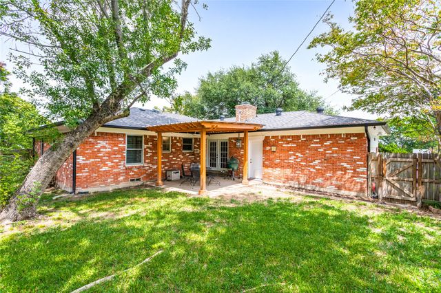 2308 Oldbridge Drive, Dallas, TX 75228