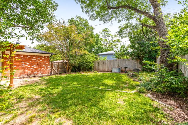 2308 Oldbridge Drive, Dallas, TX 75228