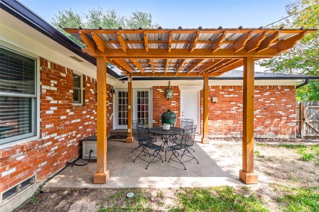 2308 Oldbridge Drive, Dallas, TX 75228