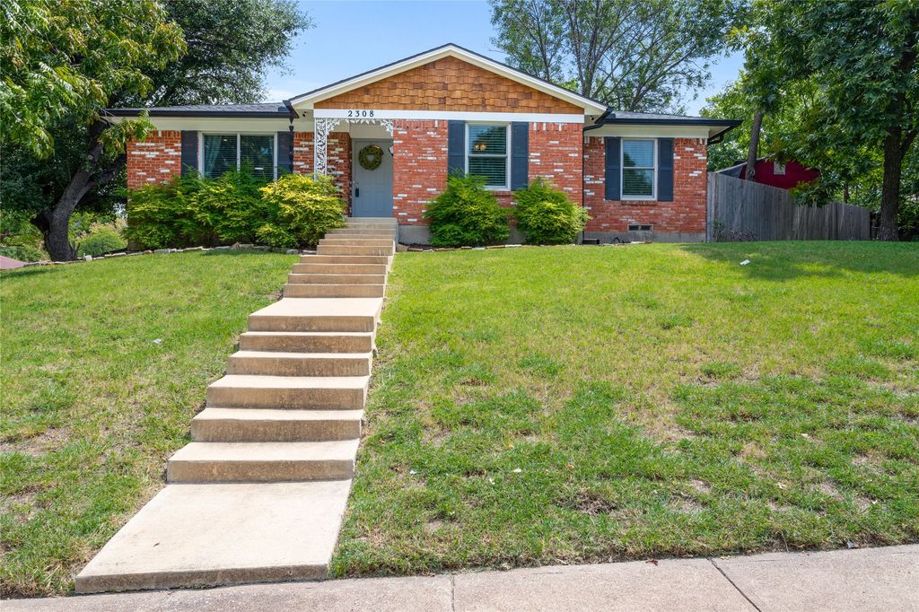 2308 Oldbridge Drive, Dallas, TX 75228