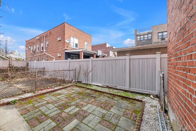 5033 68th Street, Woodside, NY 11377