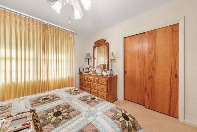 1858 S Dickinson Drive, Rusk, TX 75785