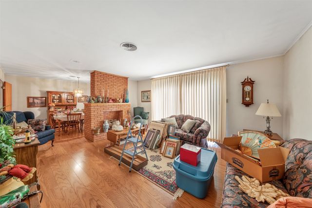 1858 S Dickinson Drive, Rusk, TX 75785