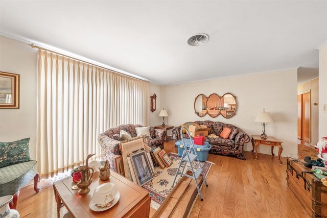 1858 S Dickinson Drive, Rusk, TX 75785