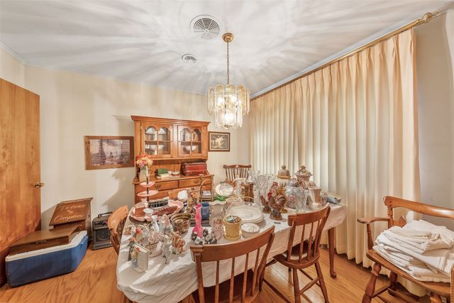 1858 S Dickinson Drive, Rusk, TX 75785