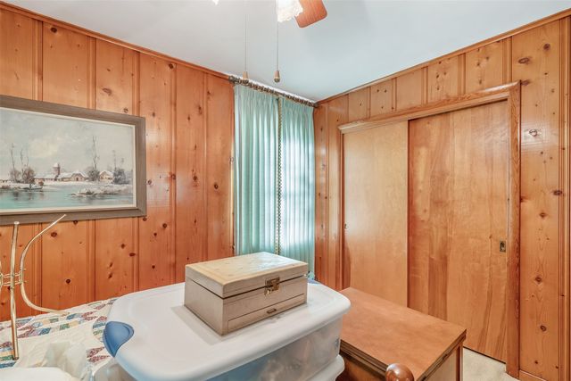 1858 S Dickinson Drive, Rusk, TX 75785