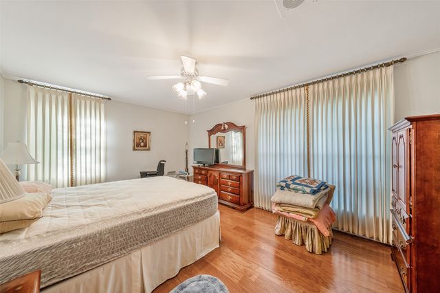 1858 S Dickinson Drive, Rusk, TX 75785