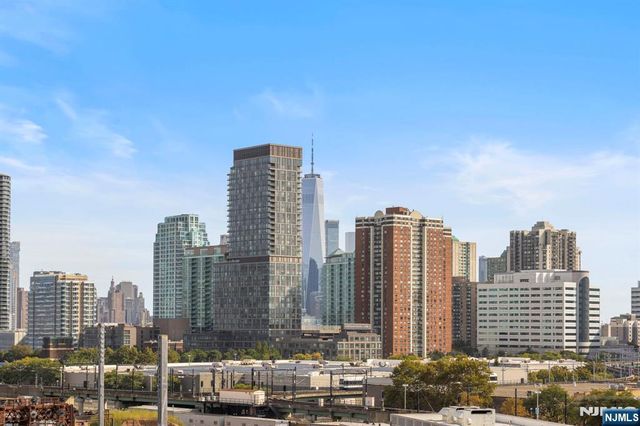 700 Grove Street 9-M, Jersey City, NJ 07310