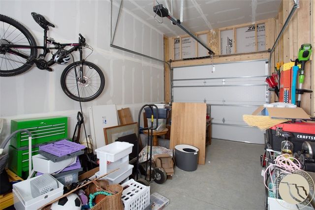 1864 St Peter Lane, Billings, MT 59101