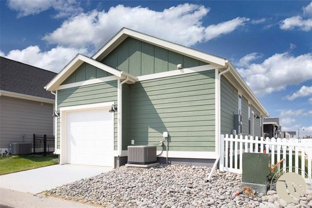 1864 St Peter Lane, Billings, MT 59101