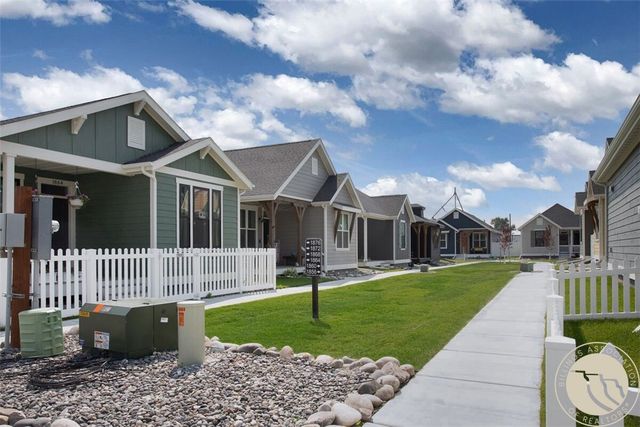 1864 St Peter Lane, Billings, MT 59101
