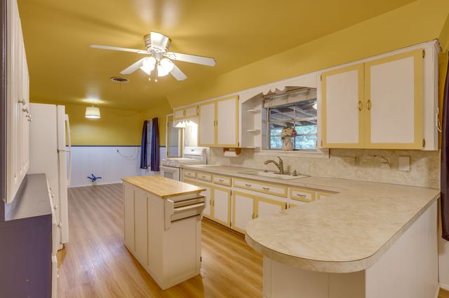 4536 County Road 806, Cleburne, TX 76031