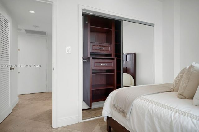 4747 Collins Ave 1403, Miami Beach, FL 33140