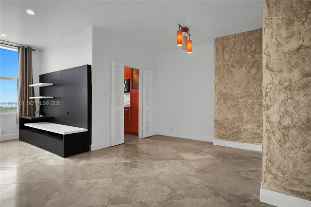 4747 Collins Ave 1403, Miami Beach, FL 33140