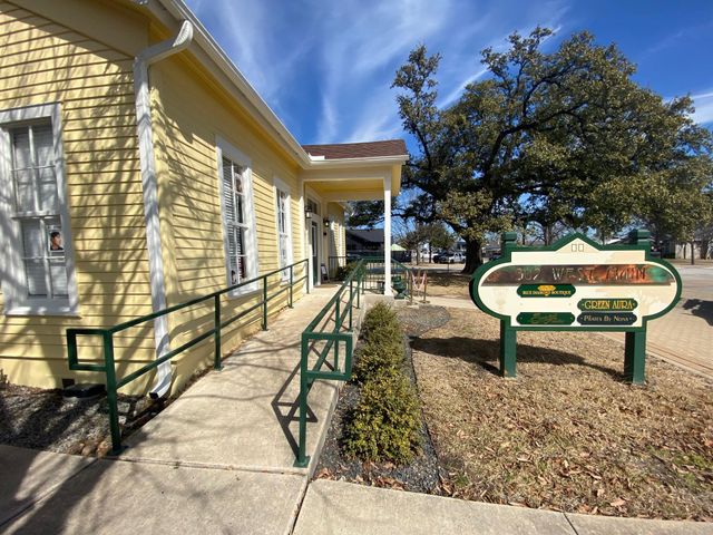 302 W Main ST 202, Round Rock, TX 78664