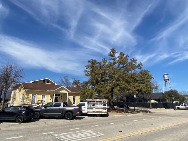 302 W Main ST 202, Round Rock, TX 78664