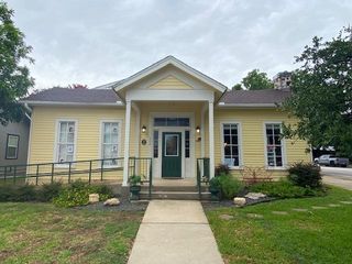 302 W Main ST 202, Round Rock, TX 78664