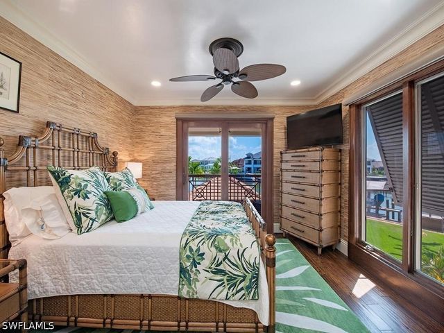 919 Sundrop CT, Marco Island, FL 34145