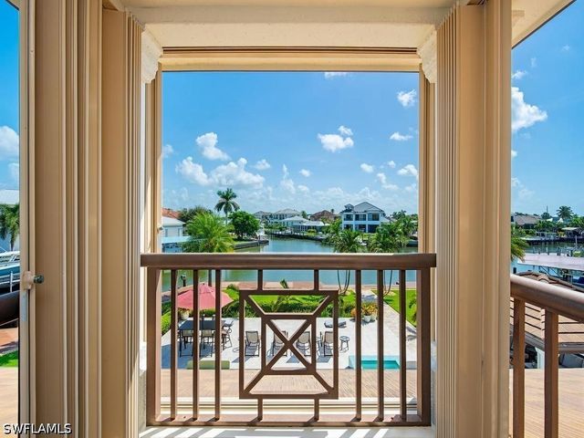919 Sundrop CT, Marco Island, FL 34145