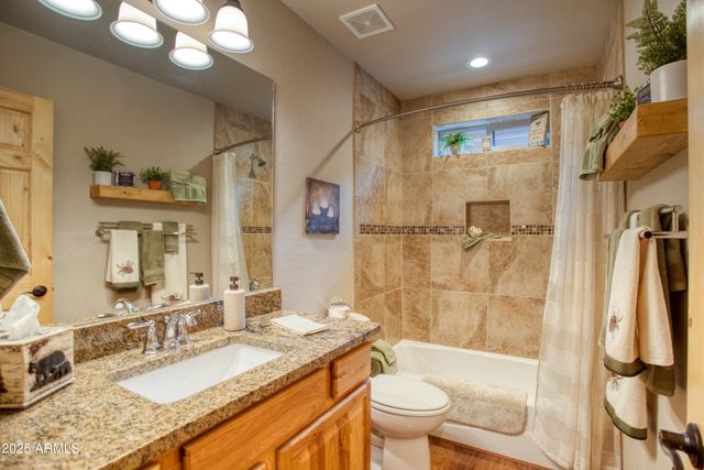 2050 CHRISTMAS PINE Road, Overgaard, AZ 85933