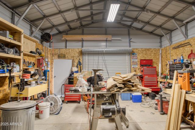 2050 CHRISTMAS PINE Road, Overgaard, AZ 85933