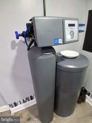 5916 LATONA ST, Philadelphia, PA 19143