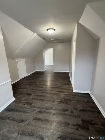 67 Beardsley Park Terrace 2nd & 3rd Fls., Bridgeport, CT 06610