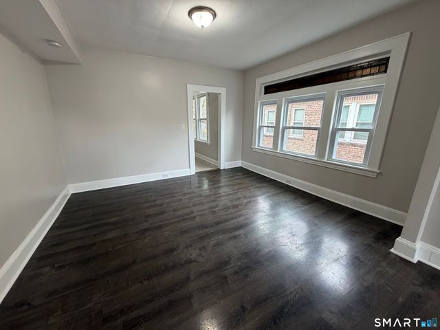 67 Beardsley Park Terrace 2nd & 3rd Fls., Bridgeport, CT 06610