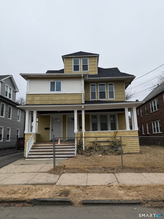 67 Beardsley Park Terrace 2nd & 3rd Fls., Bridgeport, CT 06610