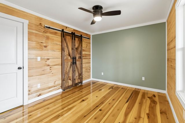 456 Pumpkin Creek Circle, Jamestown, KY 42629