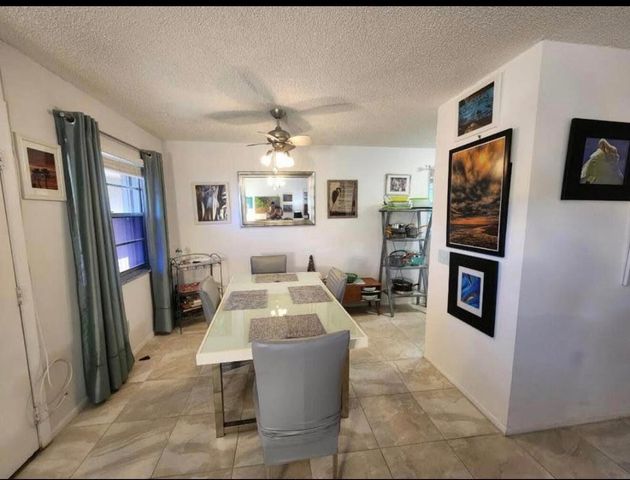 31 Lake Vista Trl Apt 203, Port St Lucie, FL 34952