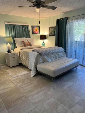 31 Lake Vista Trl Apt 203, Port St Lucie, FL 34952