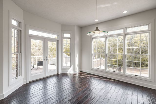 1146 Stirlingshire Dr, Hendersonville, TN 37075