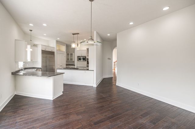 1146 Stirlingshire Dr, Hendersonville, TN 37075